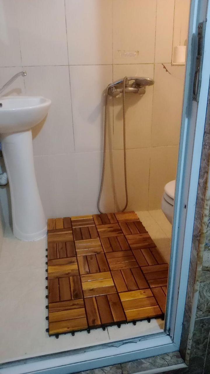 Harmony Backpackers Hostel Batumi Cameră foto