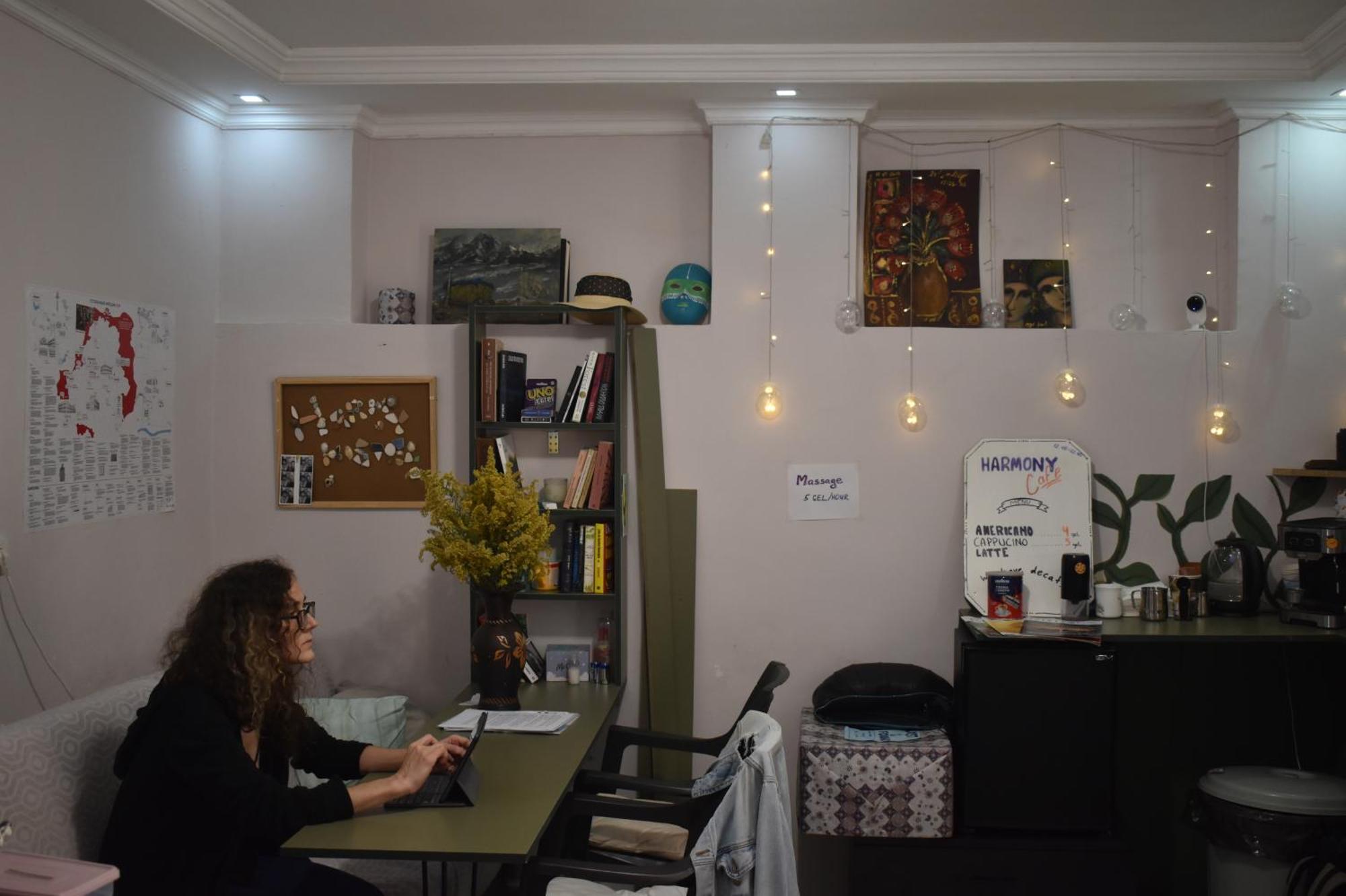 Harmony Backpackers Hostel Batumi Exterior foto