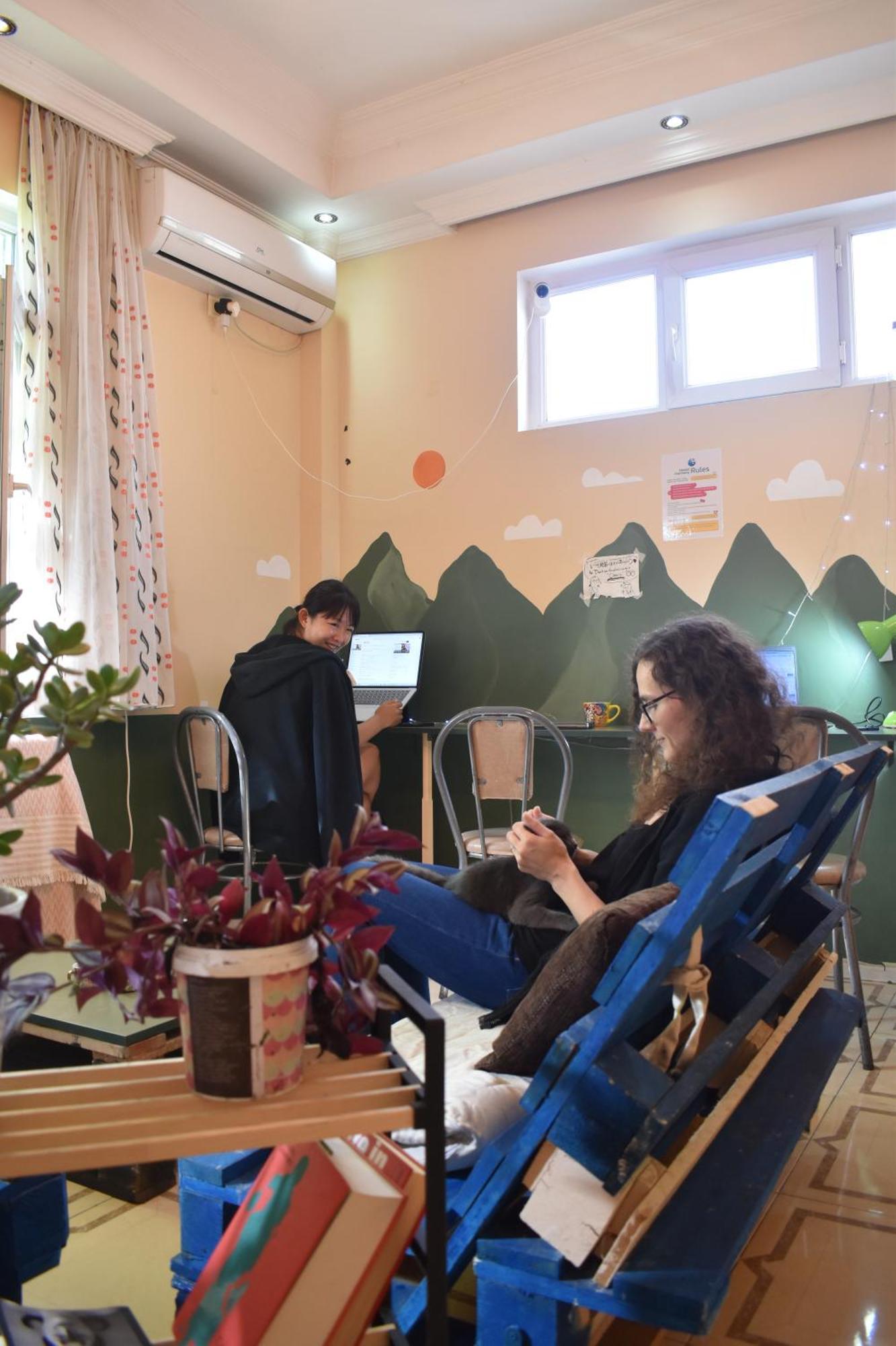 Harmony Backpackers Hostel Batumi Exterior foto