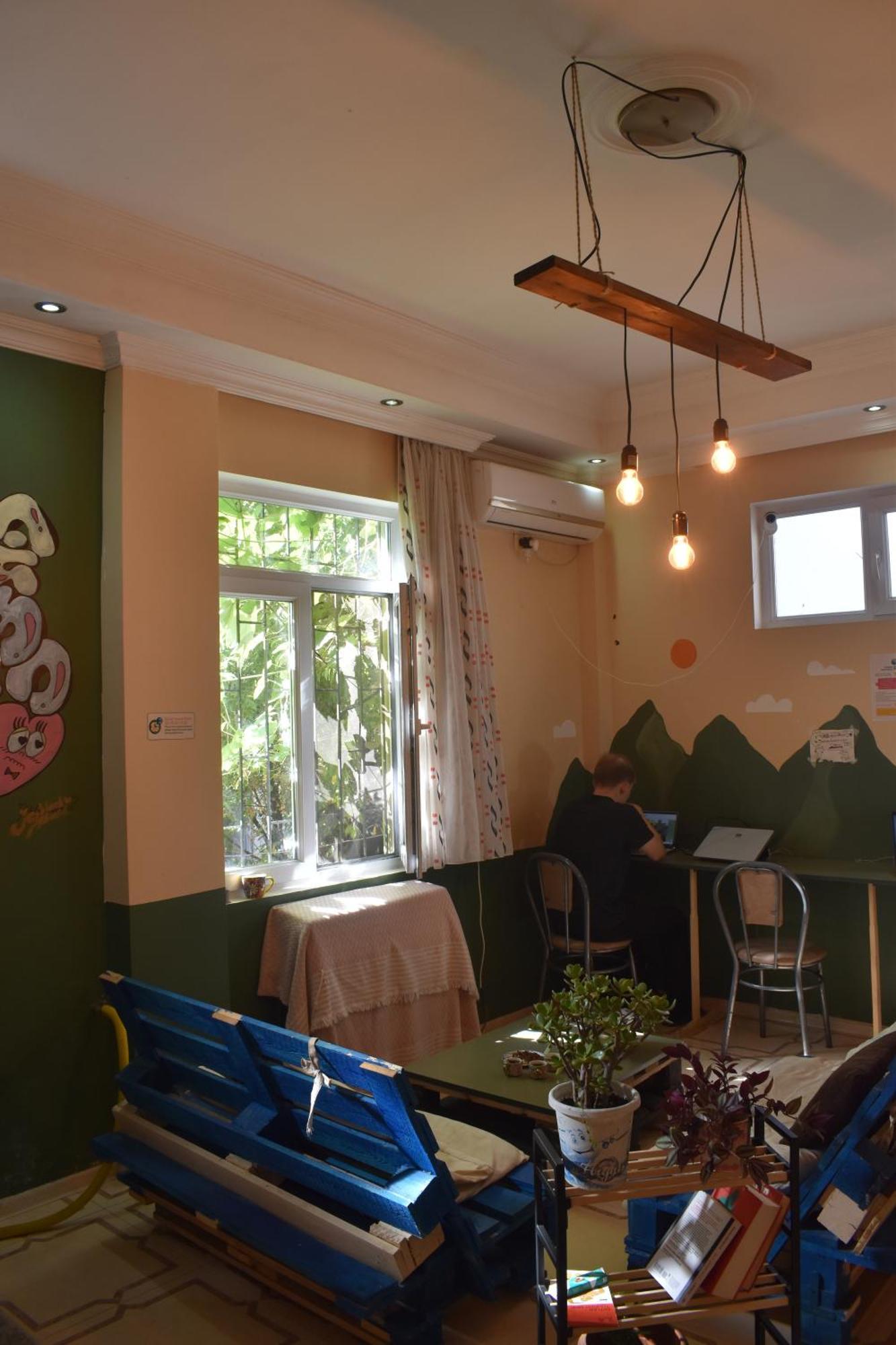 Harmony Backpackers Hostel Batumi Cameră foto